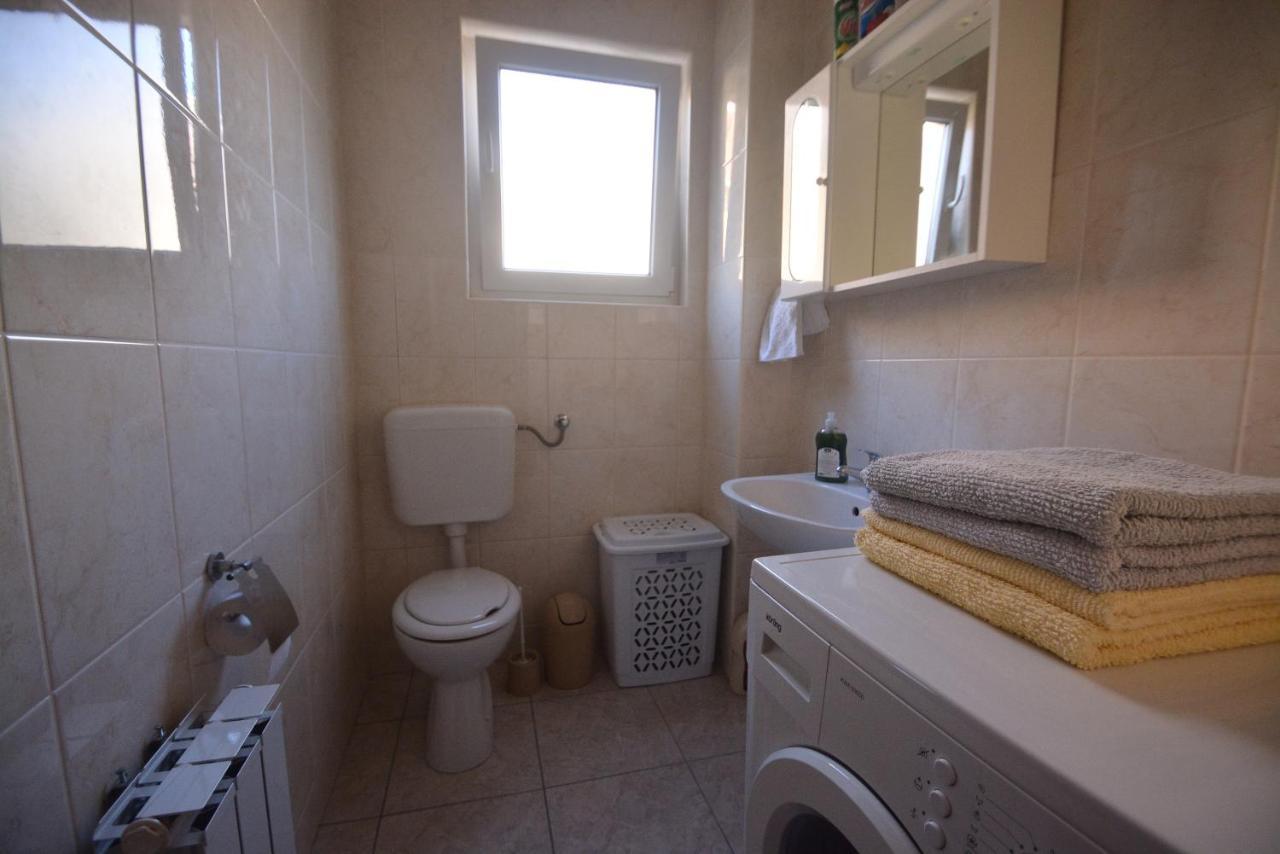 Apartments By The Sea Suhi Potok, Omis - 14555 جيسينتسي المظهر الخارجي الصورة